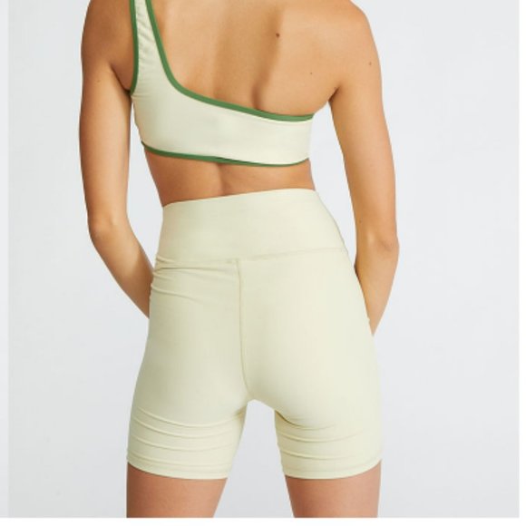 NWT WEWOREWHAT High Waisted Tennis Club Biker Shorts (Size Medium) - Picture 4 of 7